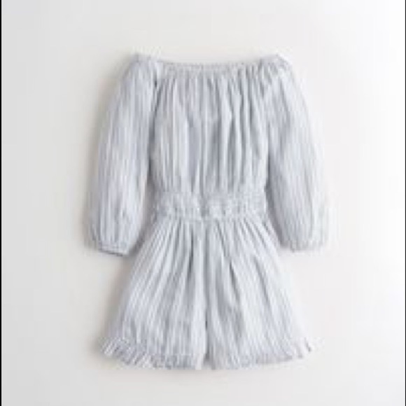 Hollister Pants - Hollister Stripped Off the Shoulder Romper Sz Medium boho